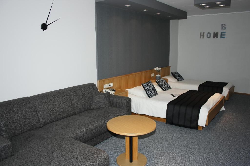 Hotel & Appartementen Royal Sas van Gent Quarto foto